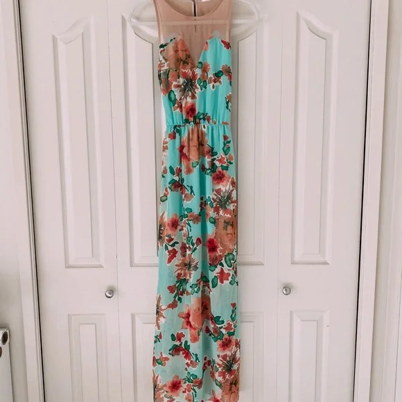 chinese dress ladies Living Lush Floral Chiffon Cowl-Neck Maxi Dress Off White & Pink / S